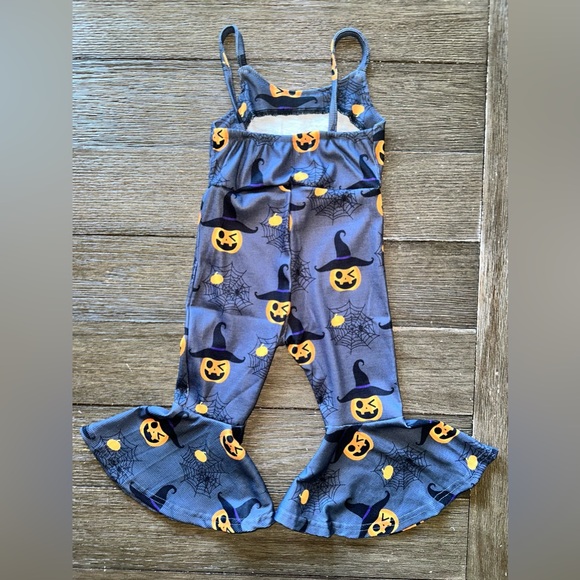 Toddler Pumpkin Halloween Outfit - Picture 3 of 4